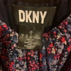 DKNY Women’s size 6 Chiffon midi dress Brand New